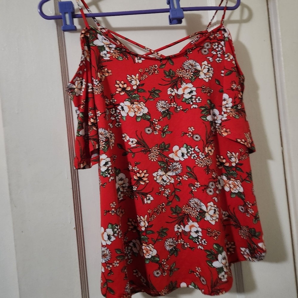 * Medium Floral Kaileigh Blouse